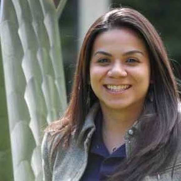 Meet your Posher, Tanya - Picture 1 of 1